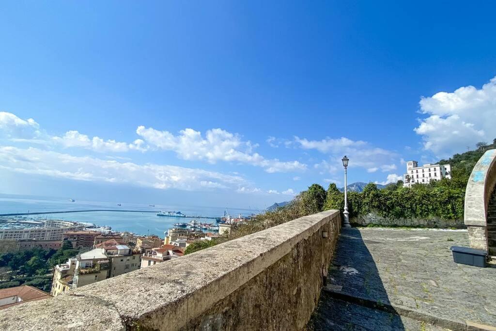 Le Scale Appartamento Salerno Esterno foto
